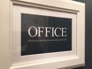 Un'insolita reception di hotel