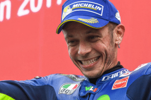 Rossi felice sul podio di Assen 2017