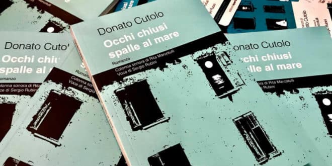 Occhi chiusi spalle al mare - Donato Cutolo