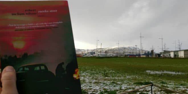 Belfast sulle note di Eureka Street di Robert Mcliam Wilson