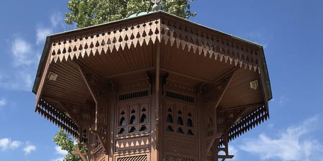 La-ragazza-di-Bascarsija,-Sarajevo