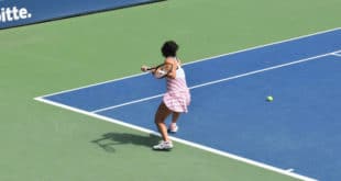 La bellezza laterale di Carla Suárez Navarro