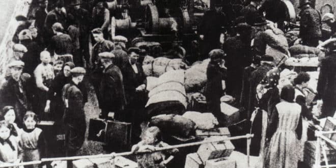 Immigrati se non sono bambini ce ne fottiamo se sono bambini pure