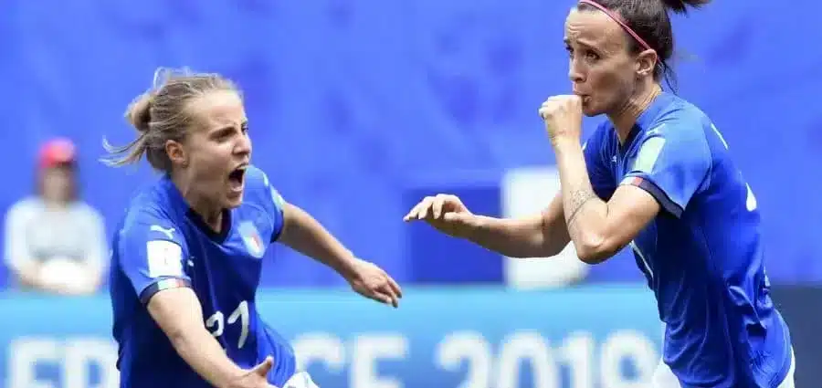 Donne e sport l’uccello è nostro e lo smanettiamo noi