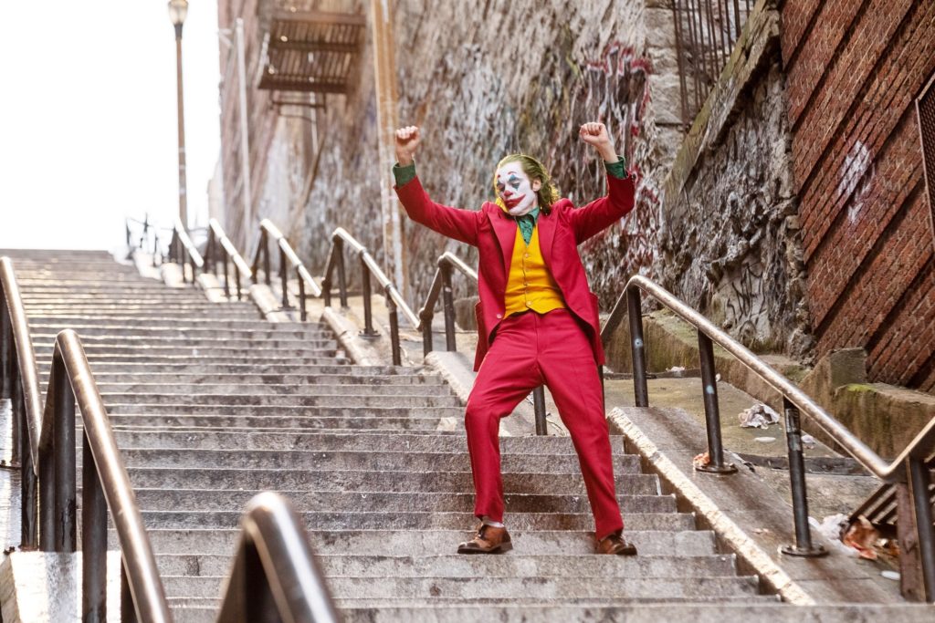 Joker, la danza sulle scale
