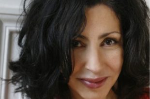 yasmina reza portrait