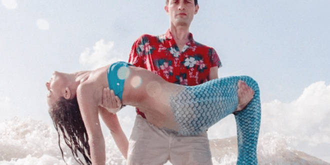 Bombay, la recensione di ALBUM