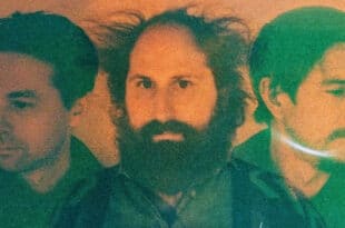 Muzz, la recensione di Knuckleduster 