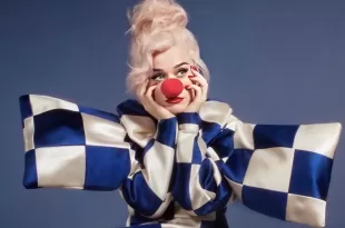 katy perry recensione smile